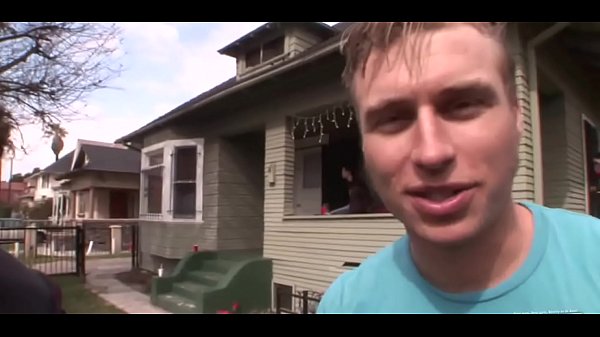 Nonton Babes Nailed In Group thumbnail