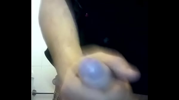 Play MP4 - Quick Wank And Cum At Work