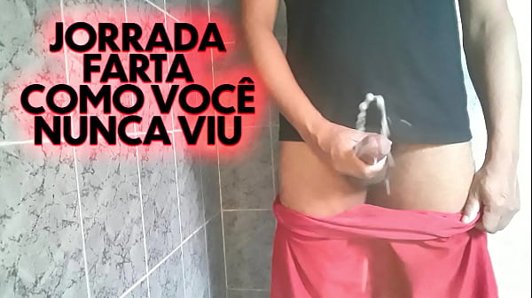 Leite Quente Jorrando De Forma In&eacute;dita thumbnail