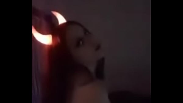 Diablita caliente 3