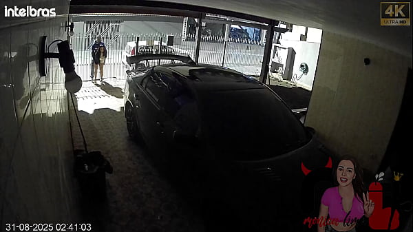 Ontem Meu Marido Quis Ficar Jogando Video Game E Eu Brava Acabei Chamando Meu Ex Que Meu Marido Odeia E O Jeito Foi Foder Rapidinho Pelo Port&atilde;o Mesmo. thumbnail