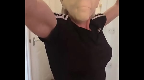 Nonton Good Evening Everyone thumbnail