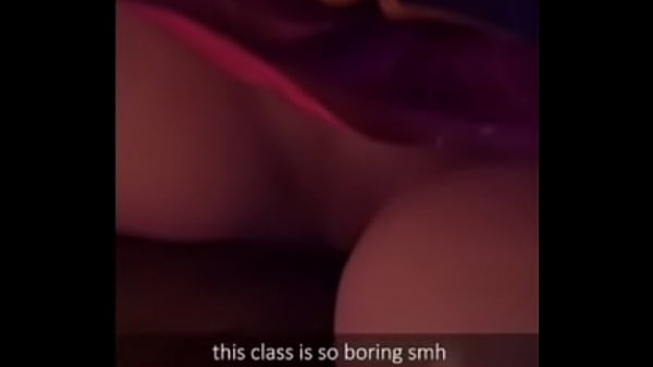 Flashing her pussy
