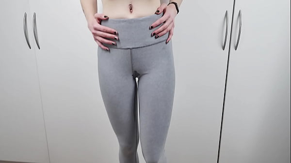 Nonton Pissing Myself! Pixie Pink Covered In My Own Piss, Licking And Orgasm, Piss In Mouth, Licking Piss From Floor thumbnail