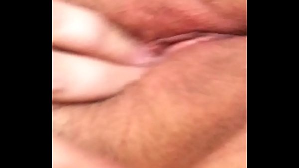 Nonton Wet And Horny. thumbnail