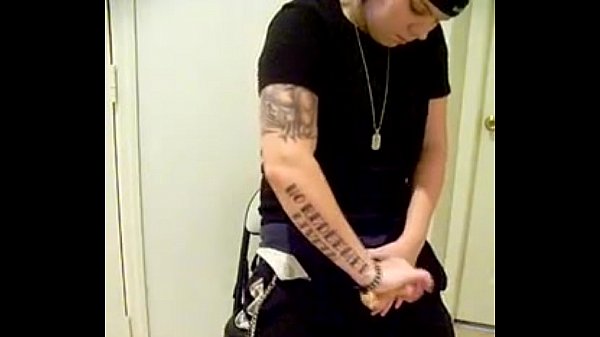 Strokin MyStrapped On Dick Jayce_Creed