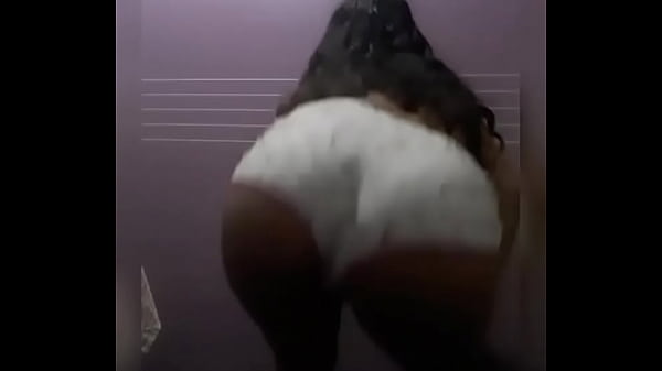 Play MP4 - Minha prima exibida&excl;