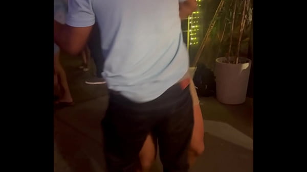 Nonton F&atilde; Veio De Longe Ar A Hotwife, Me Levou Pro Forr&oacute;, Me Comeu E Ainda Fez O Corninho Mamar E Beber Leite Comigo thumbnail