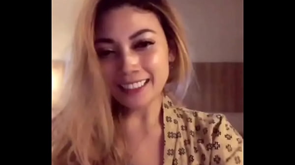 Nonton Indo Beautiful Girls thumbnail