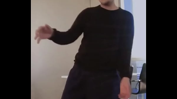 REGGAETON LATINO.  LIKE  Y COMPARTE.