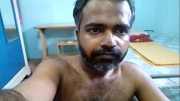 Indian Guy Naked Handjob thumbnail