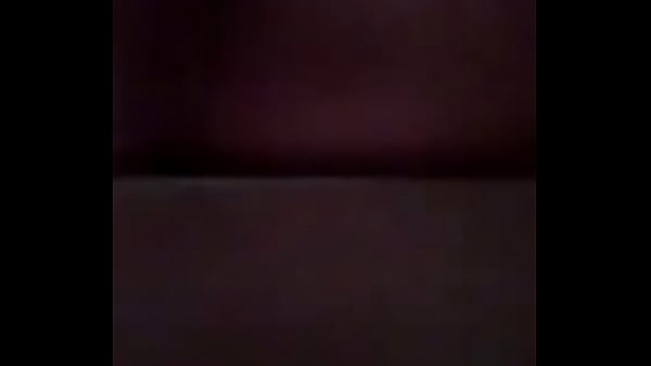 Nonton Gf Rubs 1 Out For Side Bbc While Bf Is At Work thumbnail