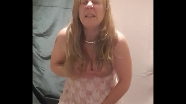 2025 12 18 esclave f plug et vibro connecte 