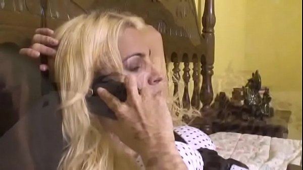 Play MP4 - This blonde shemale loves to bends over and get her ass licked