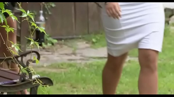 Nonton Sensational Bombshell Gets Body Caressed Well thumbnail