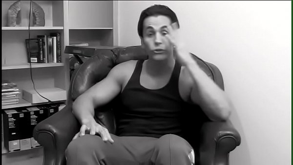 Play MP4 - Brunette beauty gets her pussy licked and fucked by buff guy