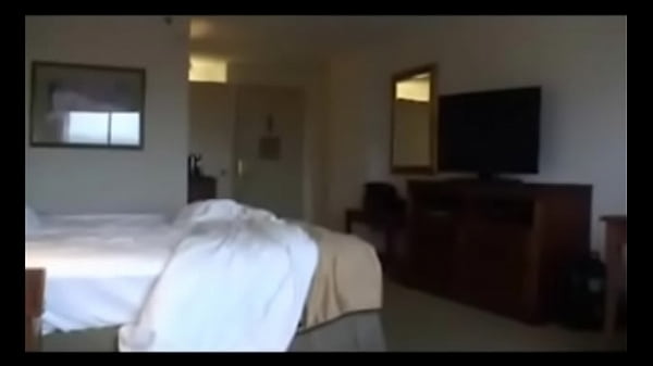 Bored Milf Brunette Wife_Sucks Big Cock