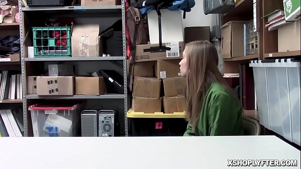 Big Cock ravagingfuck the shoplyfter!