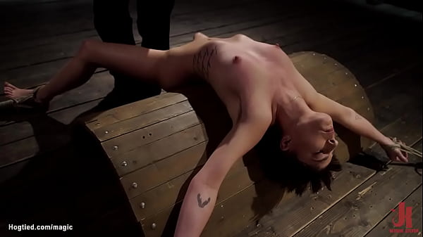 Slave inback arch bondage whipped