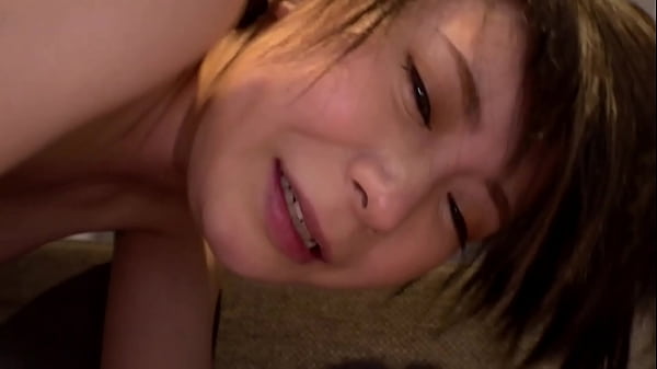 こんなにドスケベだなんて&hellip;こちらが舐めてました(すみません)&hellip;。期待通りのパイ揺れに、困ったようなアヘ顔が萌カワイイ！連続中出し&rarr;最後はおもいっきりお口の中へ大放出！！ thumbnail