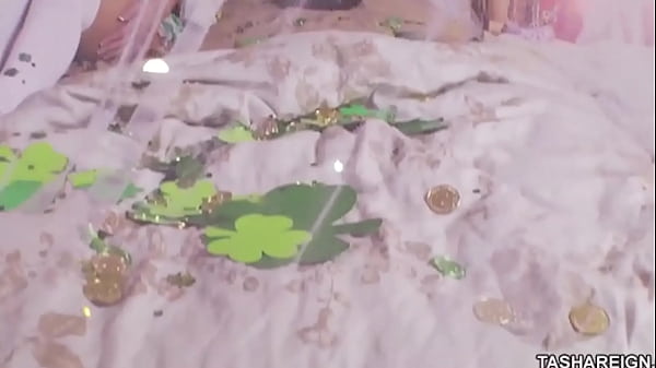 Irish tasha reign fucks her both holes by using 2 different dildo