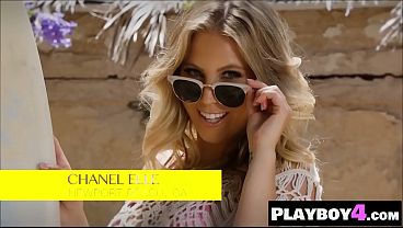 Sexy Girl Revealed Her Stunning Body After Hot Striptease thumbnail
