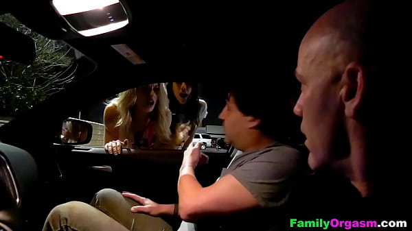 FamilyOrgasmStepdads Found_their Stepdaughters Whoring in the Streets