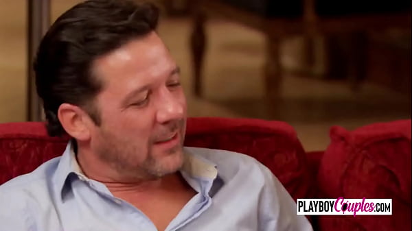 Mature couple joins sexuality classbefore the swingers party