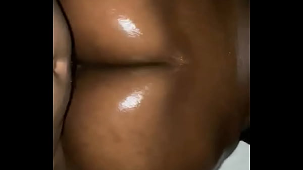 Play MP4 - Ebony gf sis gets creampied