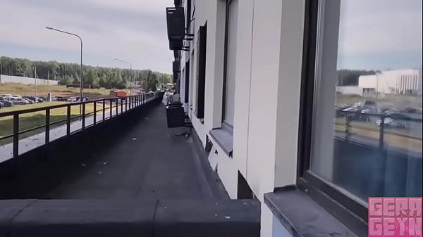 Nonton Gerageyn - Fucked With A Lucky Stranger thumbnail