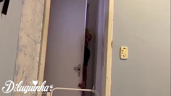 Play MP4 - F&atilde; louco invade a minha casa e acaba sendo arrombado