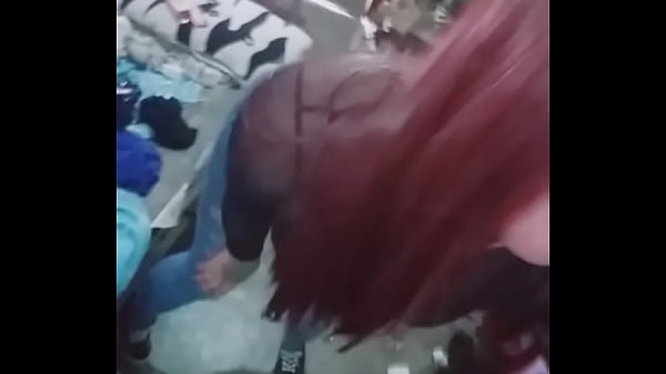 Como Menea El Culo La Mamasita thumbnail