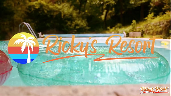 Ameena Green And Willow Ryder Episode thumbnail