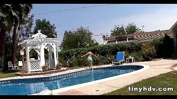 Nonton Sloppy Blowjob Teen Kandi Milan 5 71 thumbnail