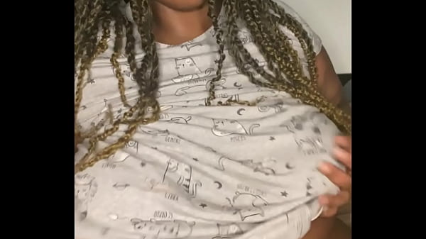 Nonton Anybody Want To Lend A Hand Or A Dick? thumbnail