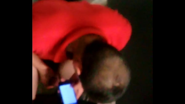 Play MP4 - mercaderista d laive se masturba en el ba&ntilde;o 3