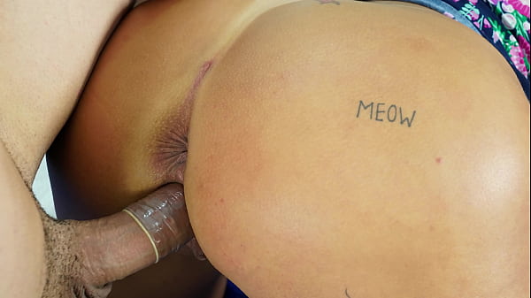 Comendo A Enteada Gostosa Rabuda At&eacute; Gozar thumbnail