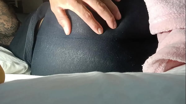 Latina Ass thumbnail