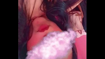 Me encanta tocarme y sentirme sensual dime que te parece si lo soy