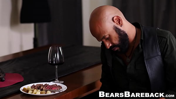 Macho Bear Switching Roles In Bareback thumbnail