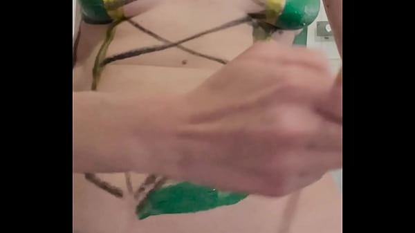 Lollolara91 - bodypaint Jade Mortal Kombat NSFW 