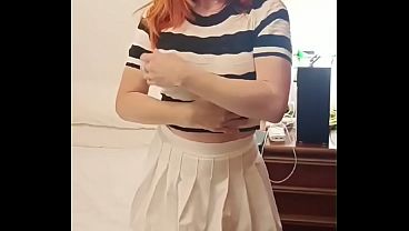 Nonton Mama Cachonda Le Da Unas Buenas Mamadas Al Amigo De Su Hijastro Por Miron thumbnail