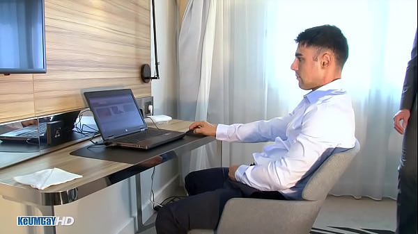 Play MP4 - Alex&comma; got a blowjob by Marc the huge dick insurer&period;