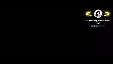 Casada traindo o marido em um quiosque na praia corno flagra e filma tudo 