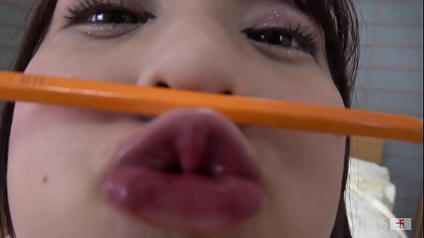 唾液,ツバ,つば,よだれ,ヨダレ,涎,舌,におい,ニオイ,匂い,臭い,脇,わき,ワキ,腋,染みパンツ,汚パンツ,下着,使用済み下着,ランジェリー thumbnail