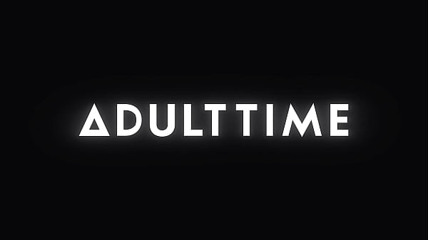 Petite brunette wants milf so bad