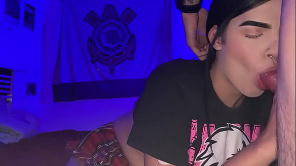 GATO DA RUA ME DEIXOU EXCITADA E CHUPEI 