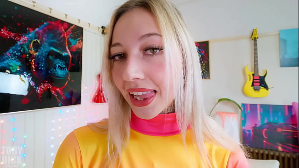 Nonton Anal Crazy Hot Queen Hailey Gags On Cock, Eats Old Man Ass And Has Her Asshole Broken By A Dirty Dominant Old Man thumbnail