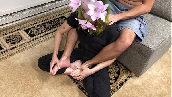 Belyla Bradley Gives Footjob