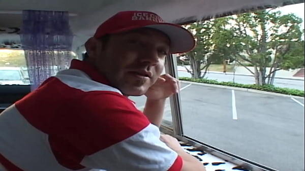 Play MP4 - Audrey Hollander and Tyla Wynn Is An Anal Hitchiker